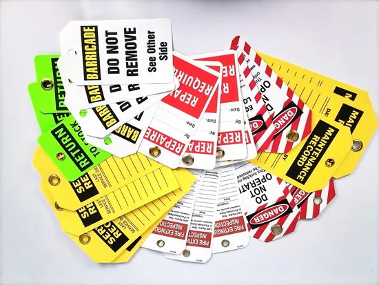 맞춤형 PVC 비닐 잠금 태그 태그 위험 서비스 중단 장비 스테이션 표시된 태그